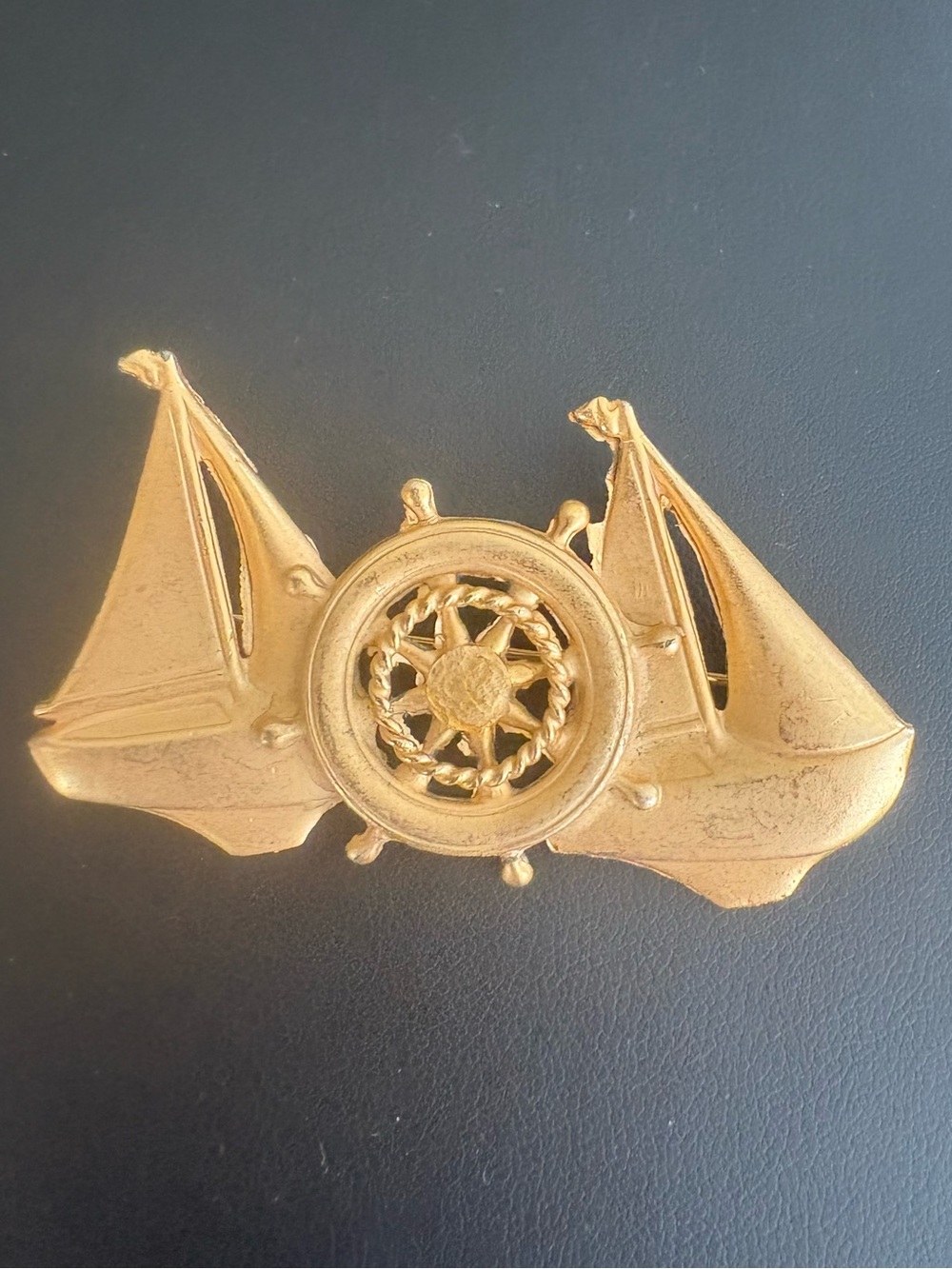 Vintage Nautical Sailboat Wheel Brooch Gold Tone Maritime Pin - Picture 3 of 8